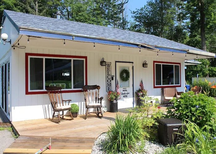 Yankee Trail Motel