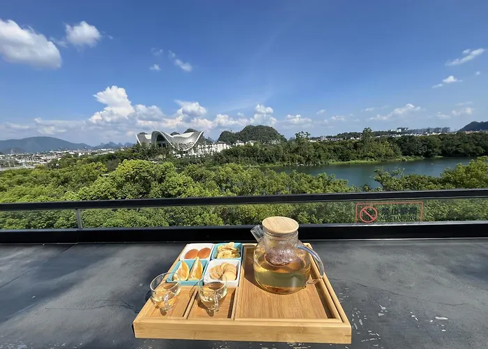 Riverside Wing Hotel Guilin