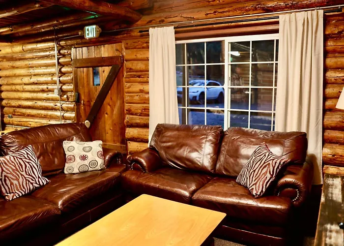 Log Cabin At Rainier Lodge
