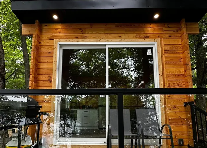 1-Bedroom Unique Eco Log Cabins In Parry Sound #104