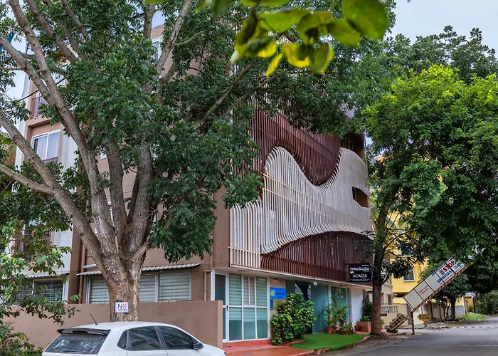 Hotel Acacia Yelahanka