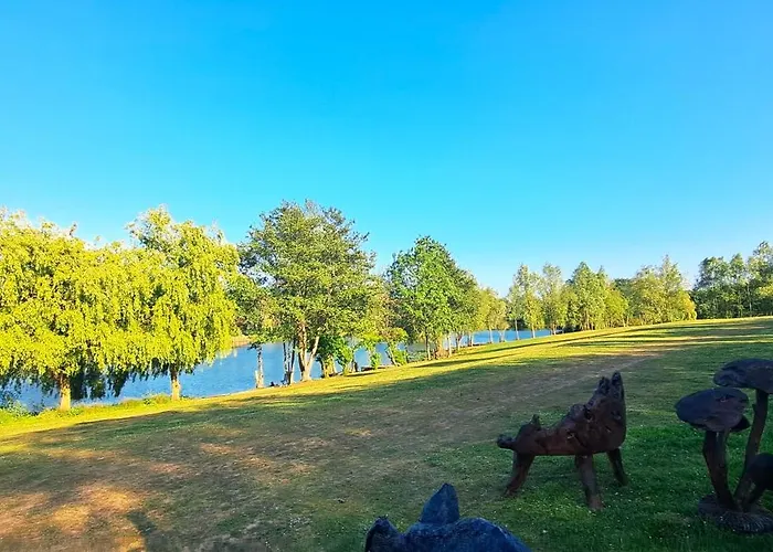 Lakeview Petting Pod