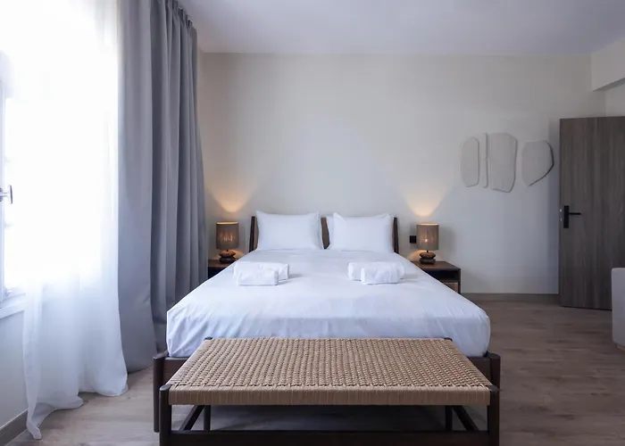 Casa Frati Suites & Villas