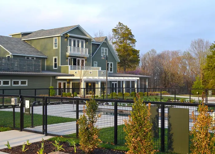 The Stonebreaker Hotel