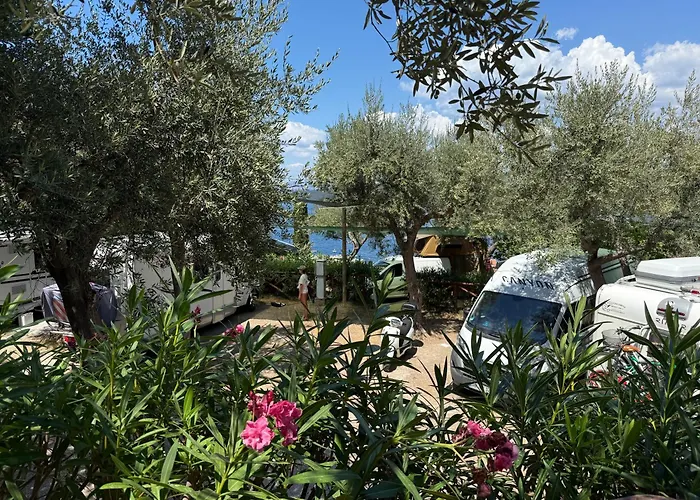 Vintage Camper Sorrento