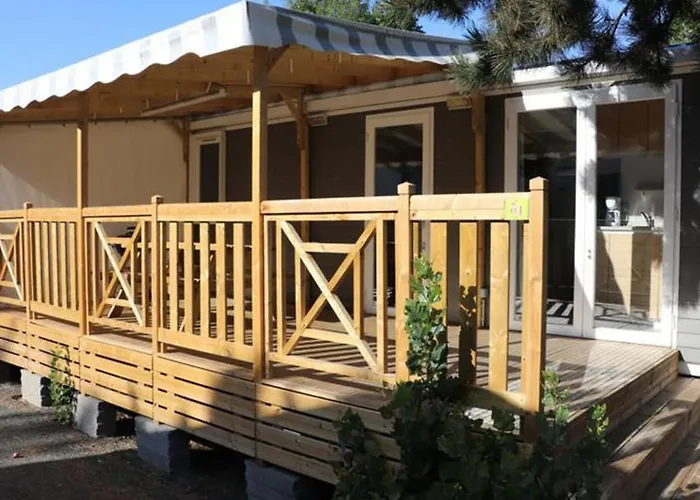 Mobil Home 3 Chambres Avec Terrasse - 7 Personnes - Api-1-52-519