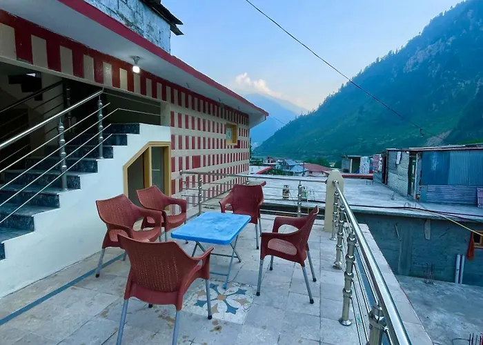 Dream Palace Naran