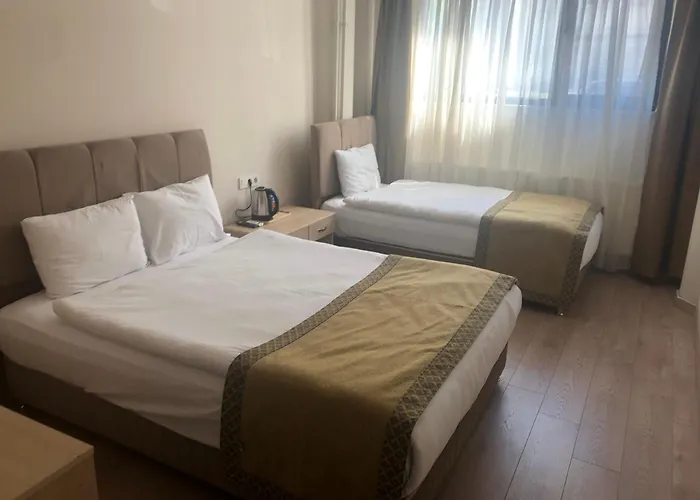 Class Hotel