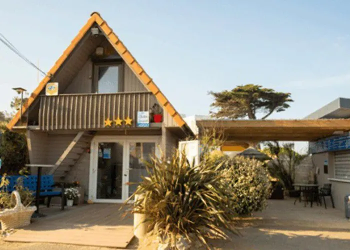 Mobil-Home Avec Terrasse A Saint-Michel-Chef-Chef - Api-1-52-377