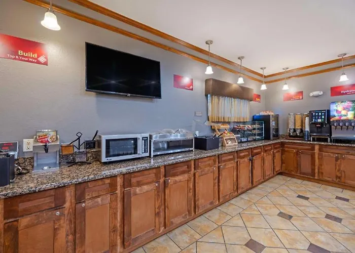 Best Western Plus Guymon Hotel & Suites