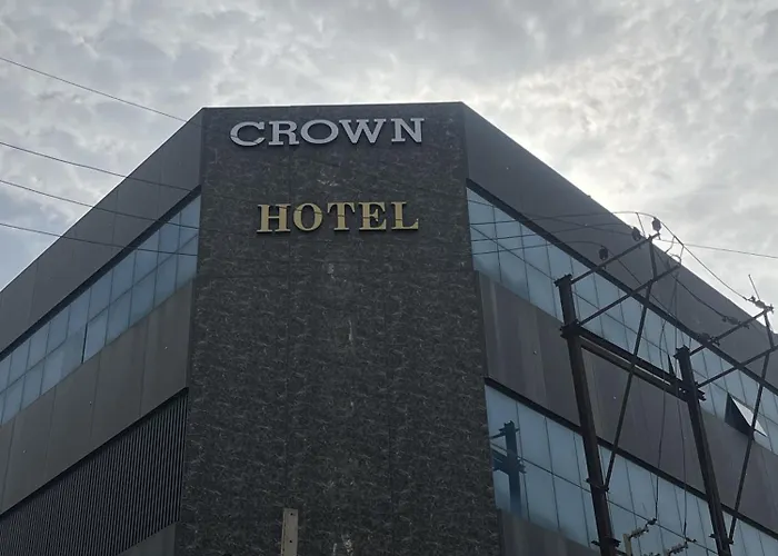 Crown Hotel