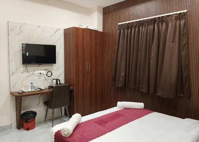 Hotel Anand Palace & Restuarants