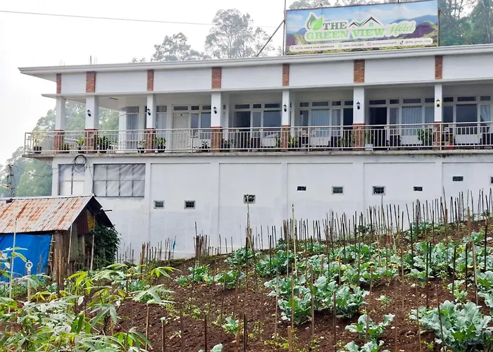 Hotel Green View Near Sarangan Lake Redpartner
