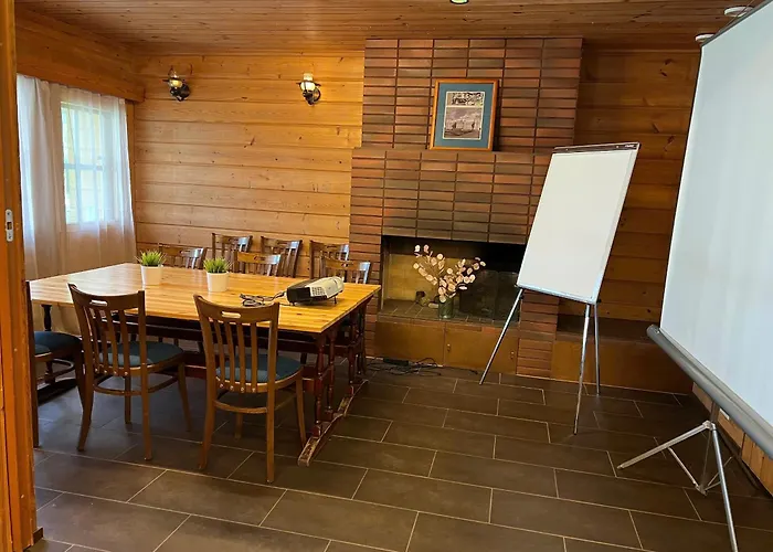 Lakeside Hotelli Ravintola