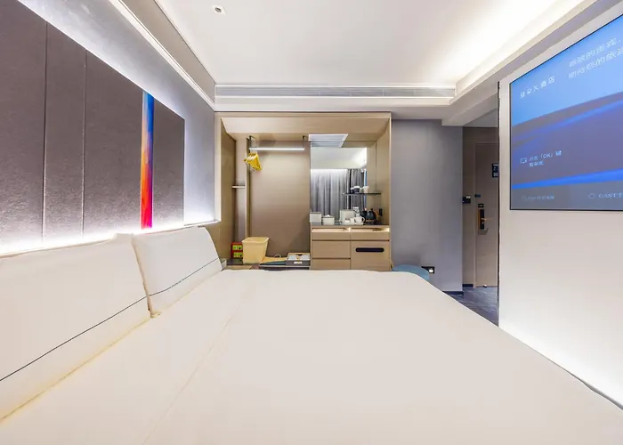 Atour X Hotel Lanzhou West Railway Station Wanhui Plaza