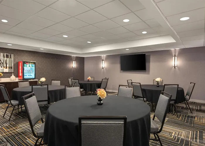 Homewood Suites By Hilton Columbus/Polaris