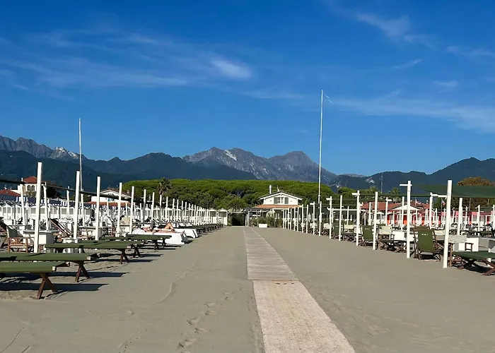 Art Hotel Pietrasanta