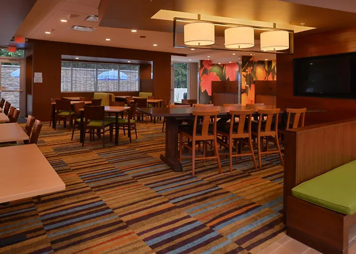 Fairfield Inn & Suites By Marriott Fremont