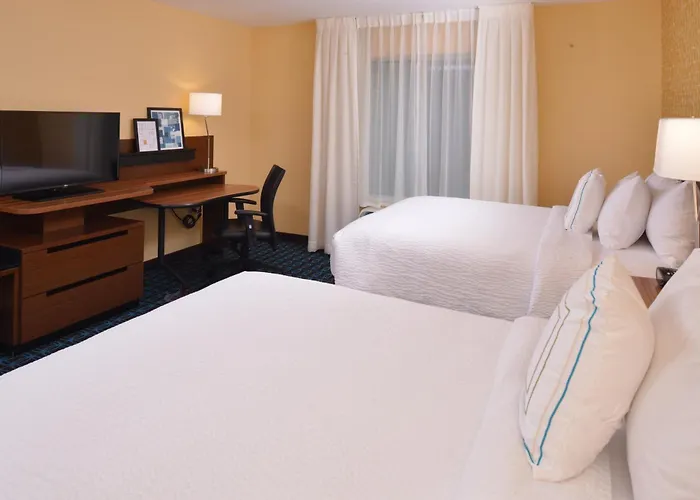 Fairfield Inn & Suites By Marriott Fremont