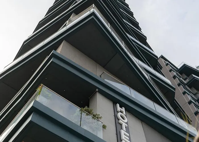 Fr Hotel