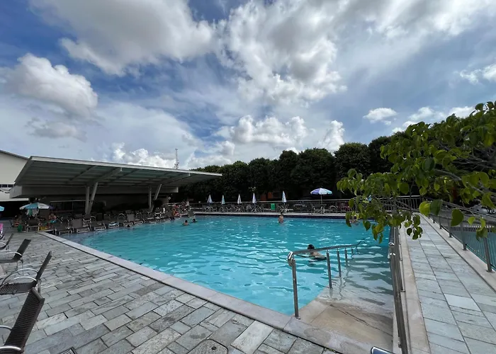 diRoma Fiori direto com o Grupo diRoma com acesso ao Acqua Park e Café da manhã