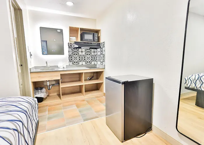 West Texas Inn & Suites With Kitchenette