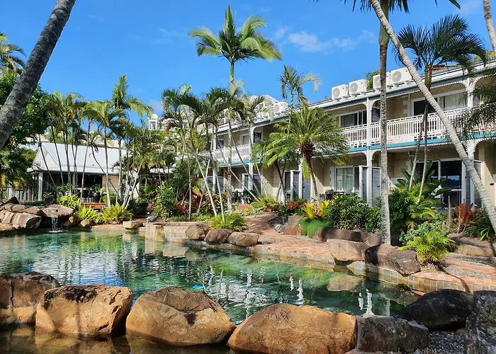 Colonial Palms Motor Inn