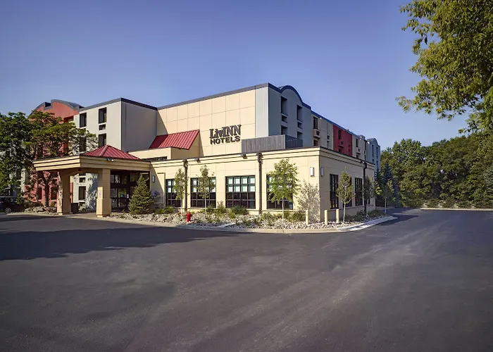 Livinn Hotel Minneapolis South / Burnsville