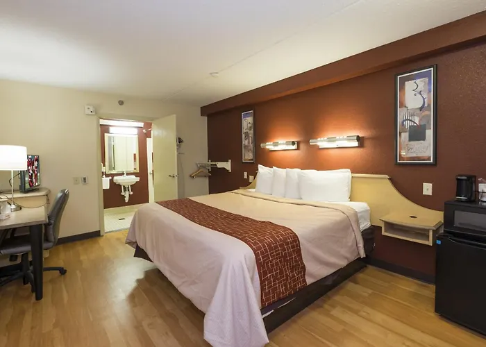 Red Roof Inn Cincinnati - Sharonville