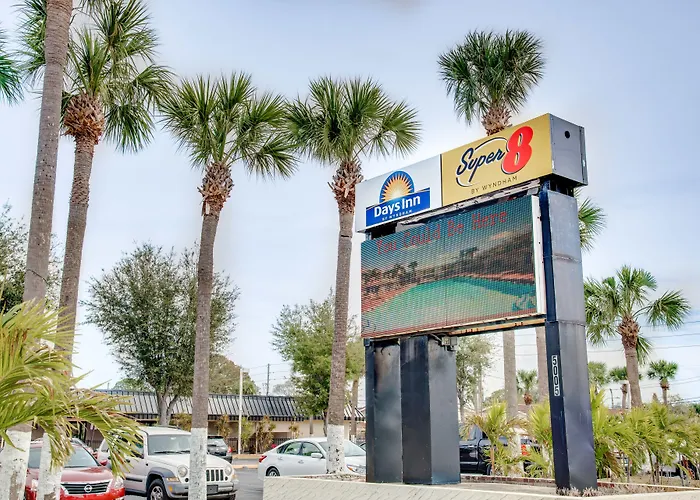 Days Inn By Wyndham St. Petersburg / Tampa Bay Area