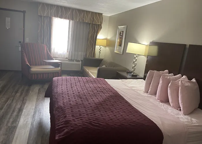 Royal Inn & Suites