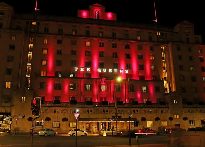 The Queens Hotel