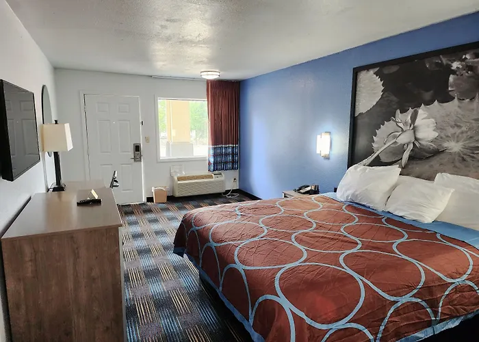Super 8 By Wyndham Shreveport
