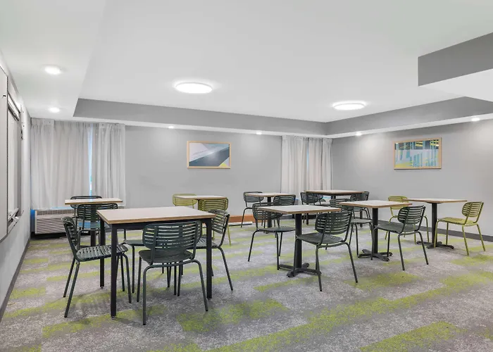 Spark By Hilton Colorado Springs I 25 Central