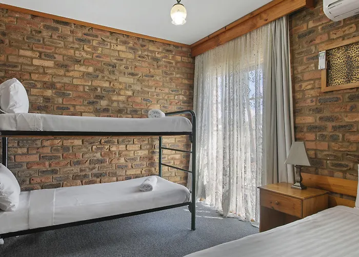The Settlement Historic Hotel