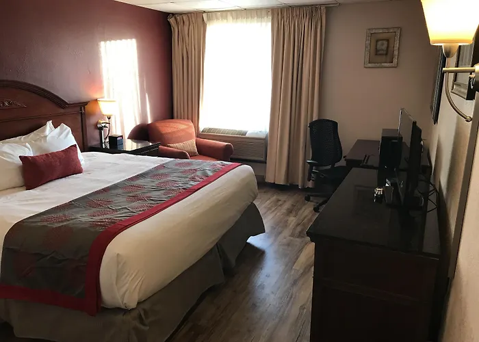 Albert Lea Inn And Suites