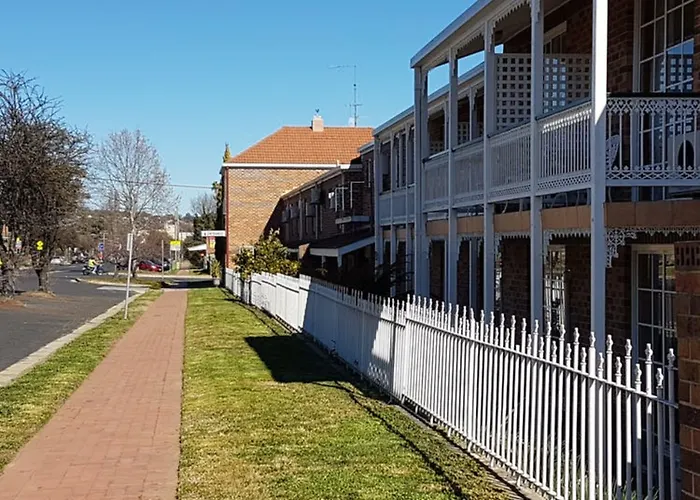 Golden Age Motor Inn