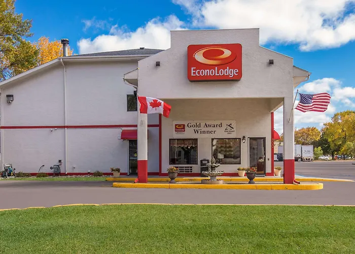 Econo Lodge Grand Forks