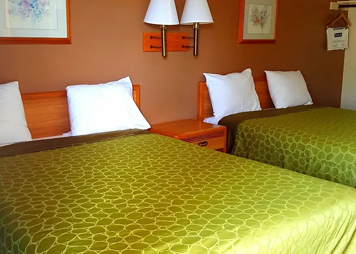 Travelodge By Wyndham Indio