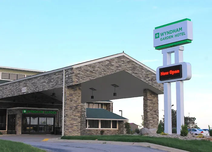 Wyndham Garden Fort Wayne