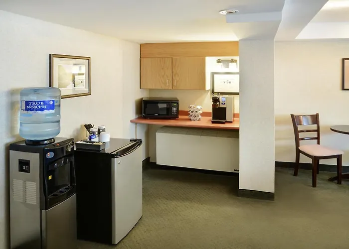 Greenwood Inn & Suites