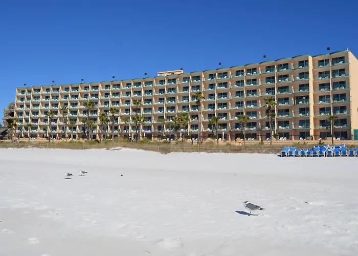 Days Inn By Wyndham Panama City Beach Beachfront Resort