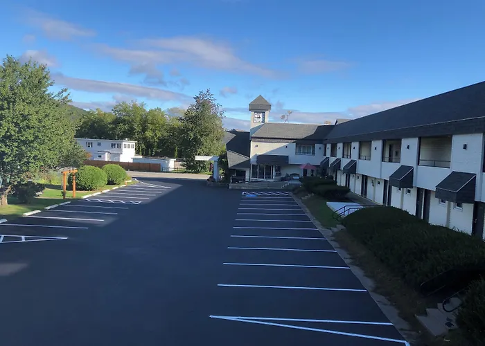 The Black Mountain Inn