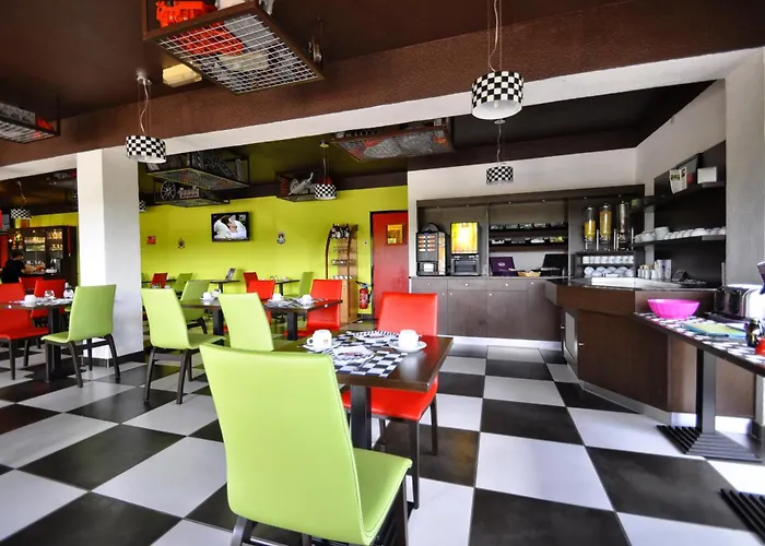 Enzo Hotels Vierzon By Kyriad Direct