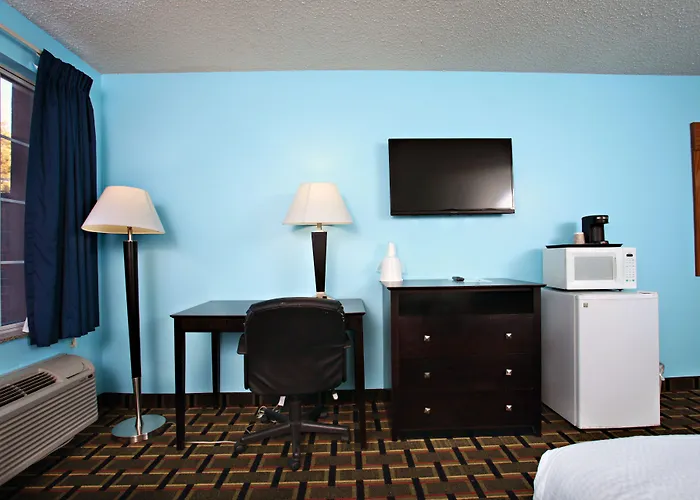 Coratel Inn & Suites By Jasper Newton