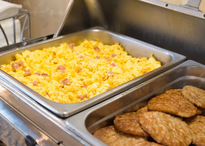Bridgepointe Inn & Suites By Bphotels, Council Bluffs, Omaha Area