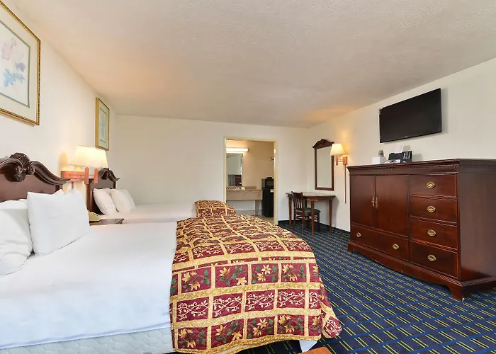 Americas Best Value Inn Suites South Boston