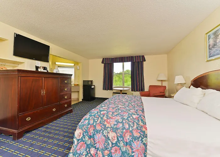 Americas Best Value Inn Suites South Boston