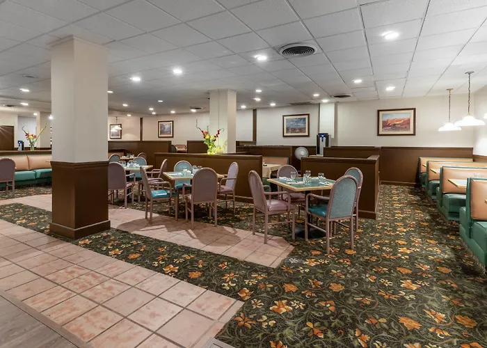 Ramada by Wyndham Reno Hotel&Casino