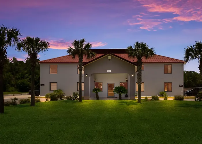 Red Roof Inn Crestview